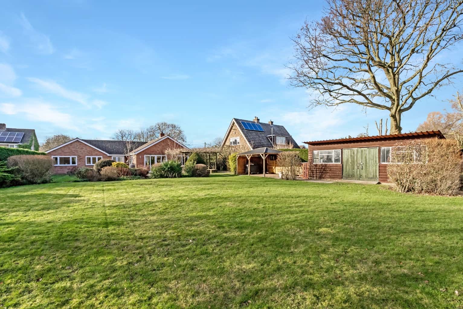 4 Bedroom detached bungalow for sale Property image 7