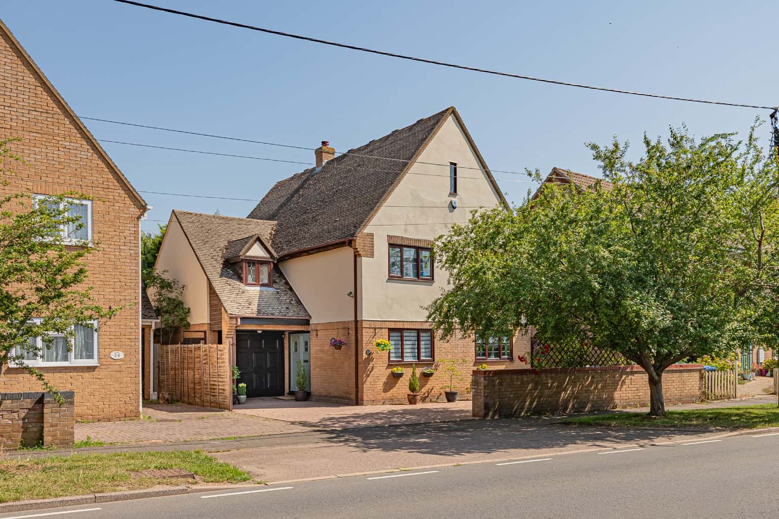 A Spacious Four-Bedroom Family Home with a Beautiful Garden & Home Office in a Picturesque Village Property image 1