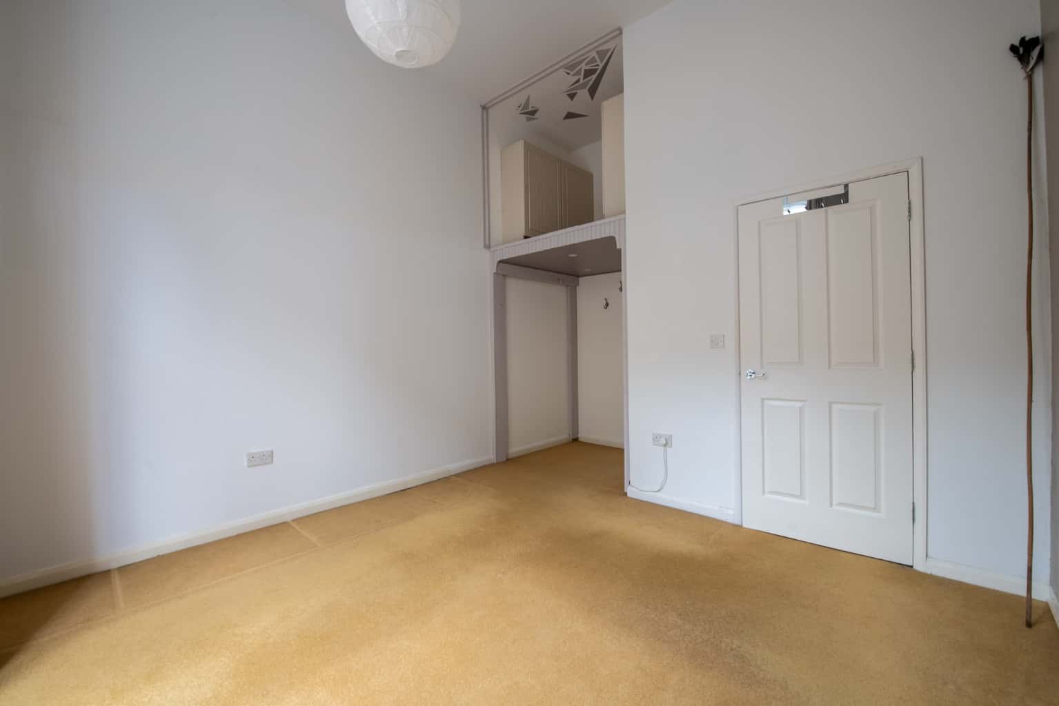 A RARE EXQUISITE HOME IN PERFECT CONDITION *** GUIDE PRICE £300,00 - £325,000 *** Property image 16