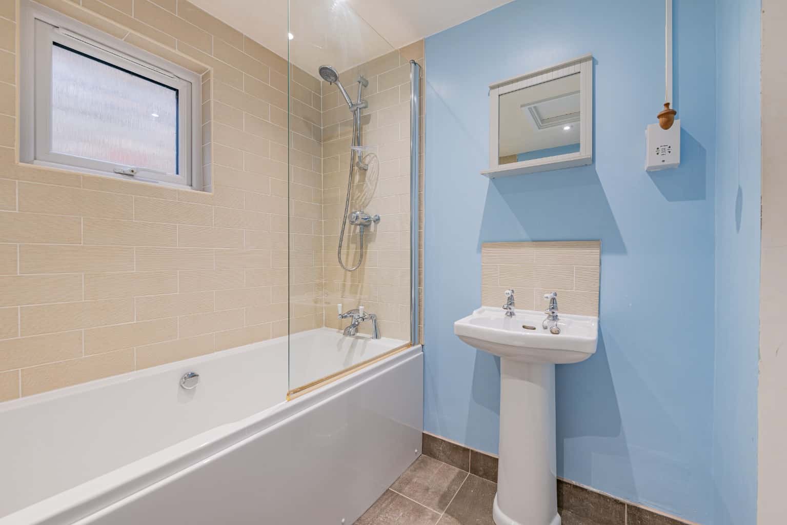 Charming 2 Bed Cottage in Central Cambridgeshire | Prospect Row Property image 11