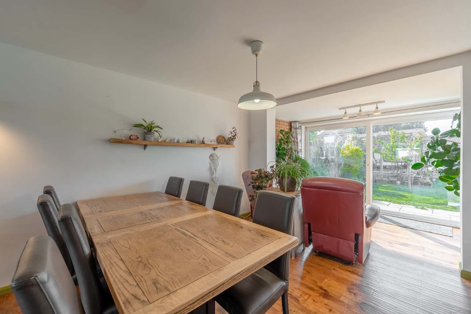 Spacious 5-Bedroom Detached House in Perry, Cambridgeshire Ideal Family Home Close to Grafham Water Property image 6