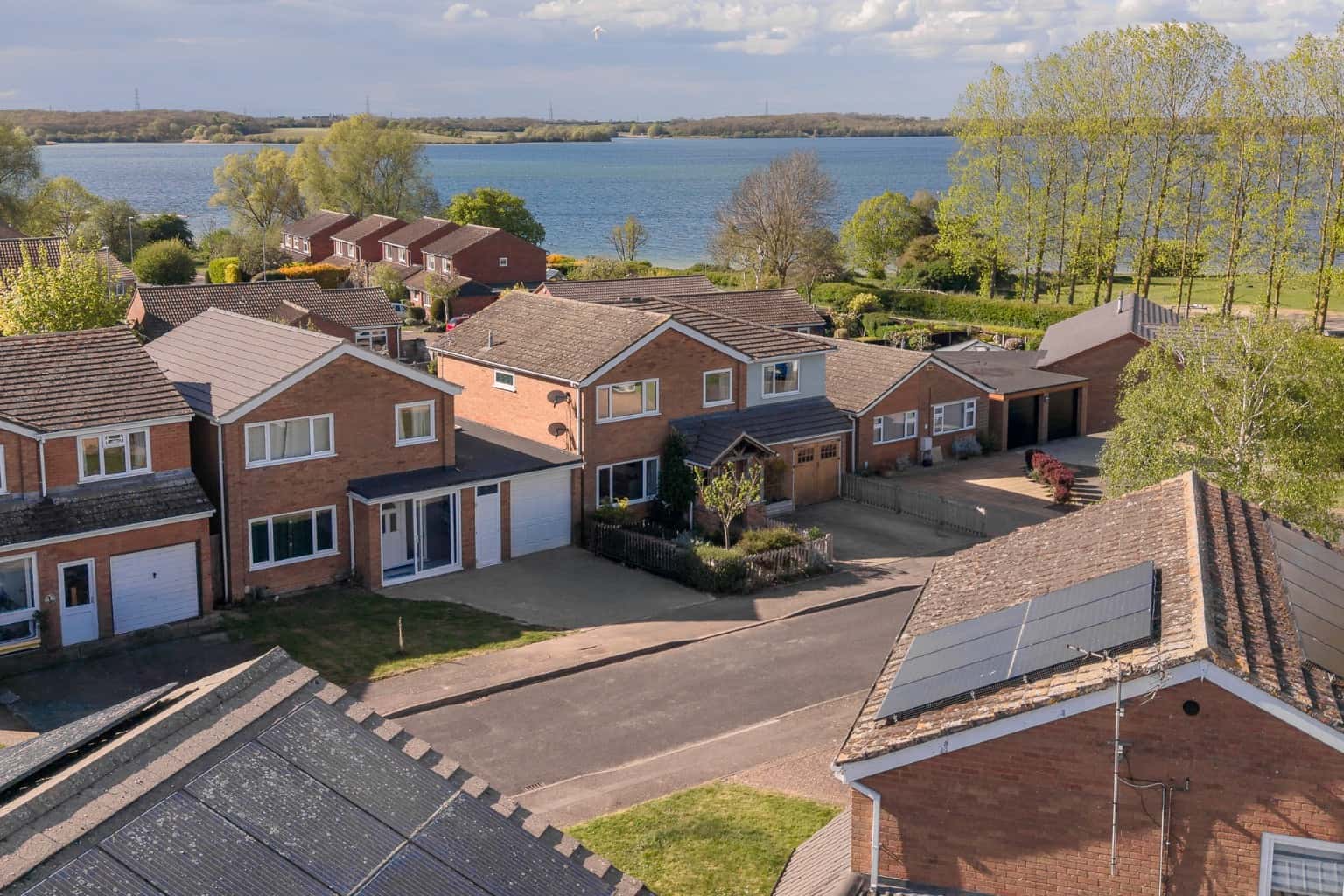 Spacious 5-Bedroom Detached House in Perry, Cambridgeshire Ideal Family Home Close to Grafham Water Property image 20