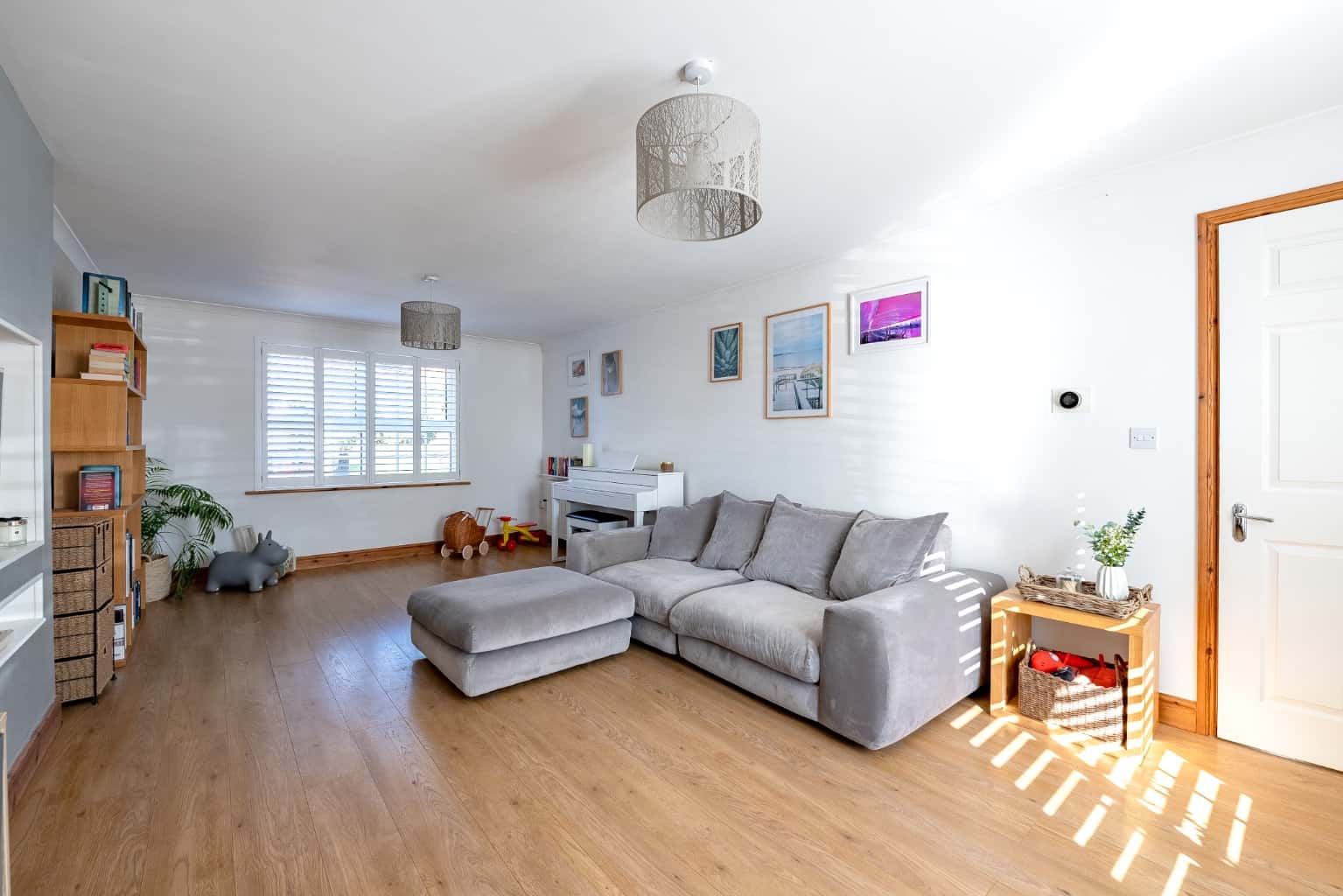 A Beautiful 4 Bedroom Detached Home in Great North Road, Eaton Socon! Property image 3