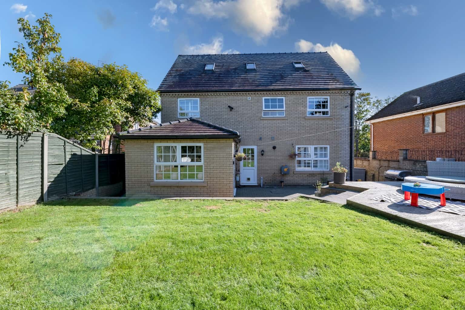 A Beautiful 4 Bedroom Detached Home in Great North Road, Eaton Socon! Property image 15