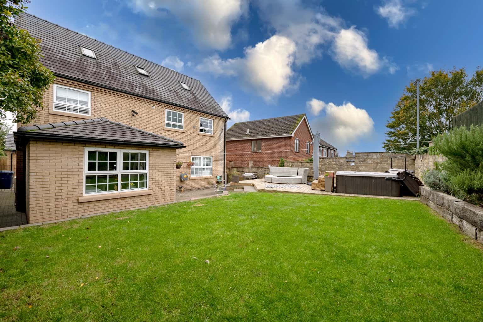 A Beautiful 4 Bedroom Detached Home in Great North Road, Eaton Socon! Property image 18