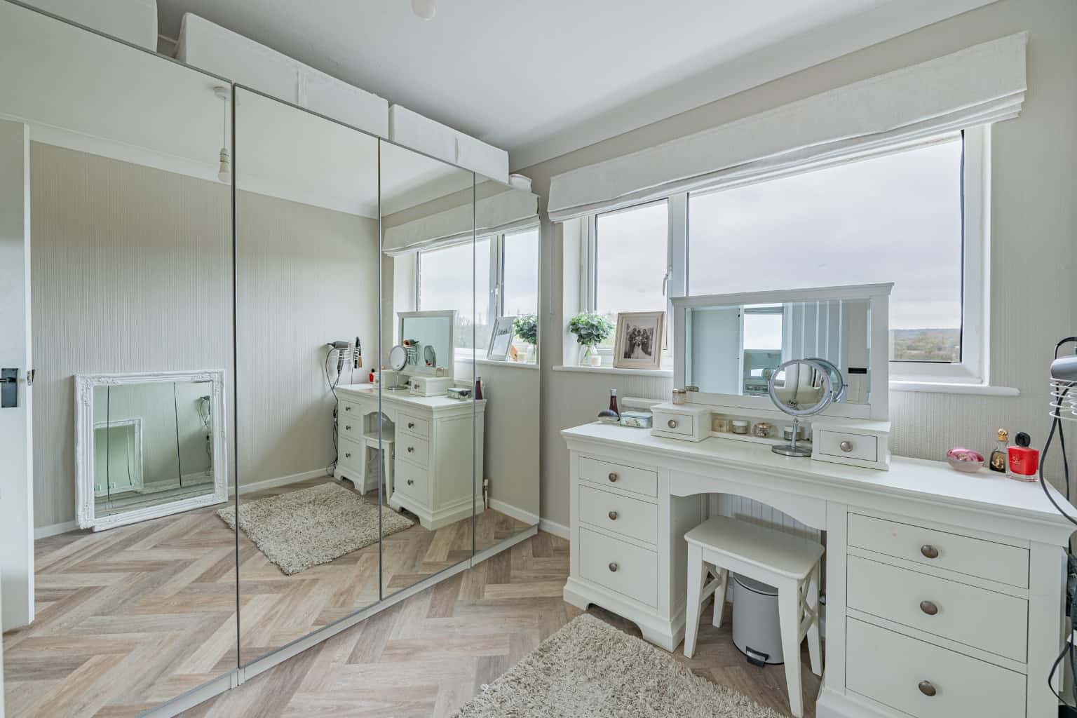 Four Bedroom Detached Family Home With Ensuite Office Utility Conservatory Garage And Field Views Property image 16