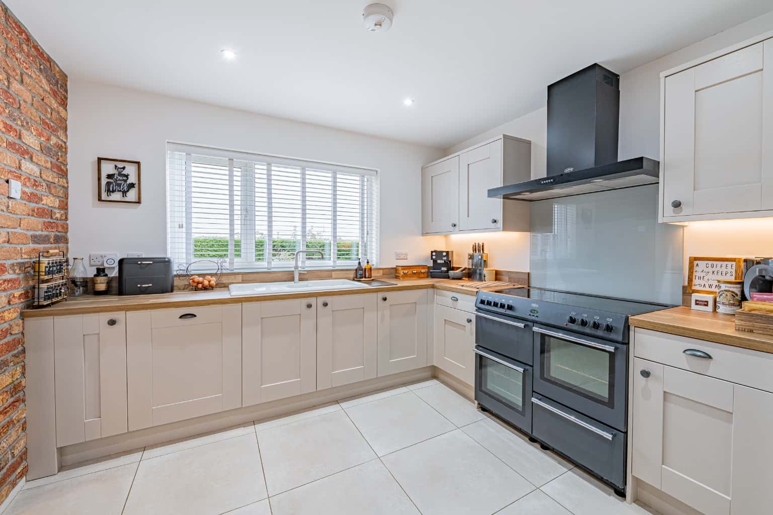 Four Bedroom Detached Family Home With Ensuite Office Utility Conservatory Garage And Field Views Property image 2