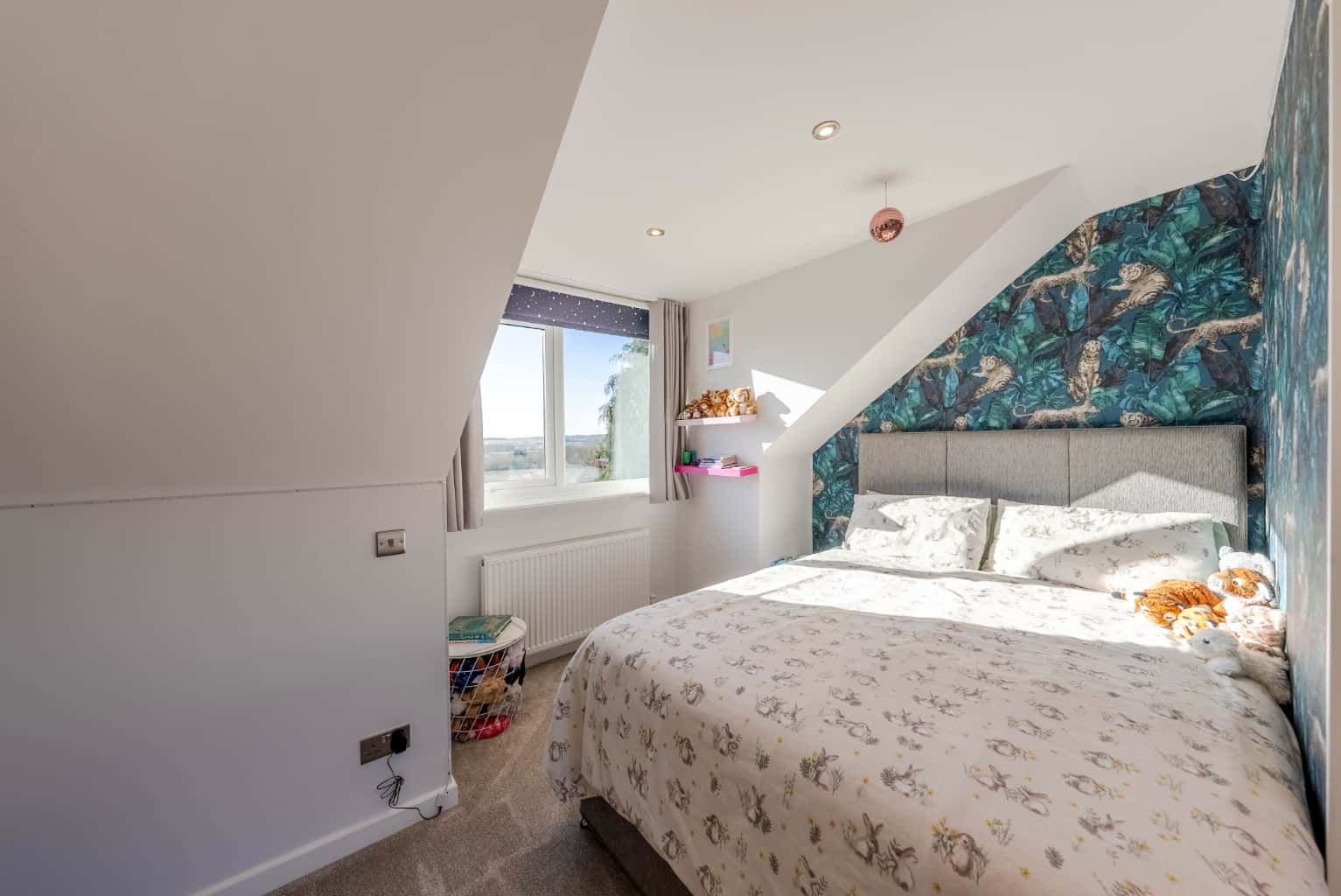 Stunning Countryside Home with Five Bedrooms, Two Bathrooms, Four Family Rooms & Gorgeous Grounds Property image 37