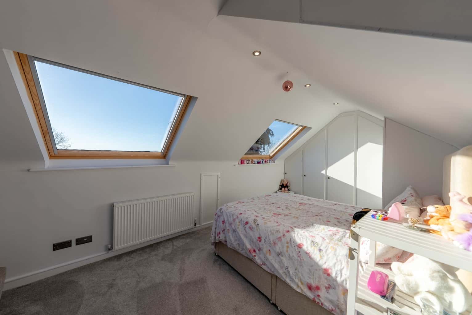 Stunning Countryside Home with Five Bedrooms, Two Bathrooms, Four Family Rooms & Gorgeous Grounds Property image 35