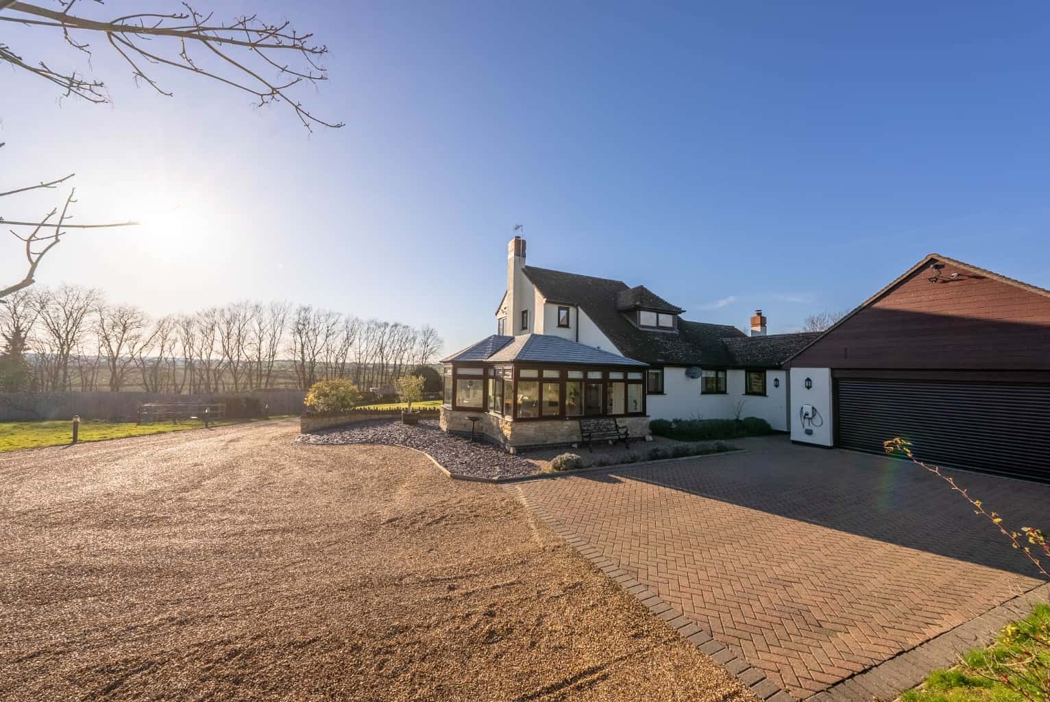 Stunning Countryside Home with Five Bedrooms, Two Bathrooms, Four Family Rooms & Gorgeous Grounds Property image 42