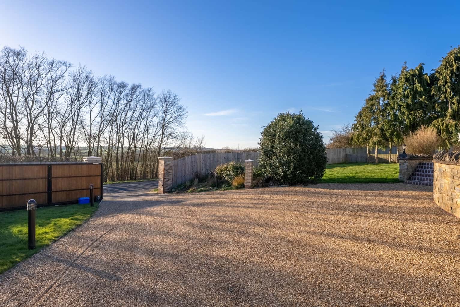 Stunning Countryside Home with Five Bedrooms, Two Bathrooms, Four Family Rooms & Gorgeous Grounds Property image 43