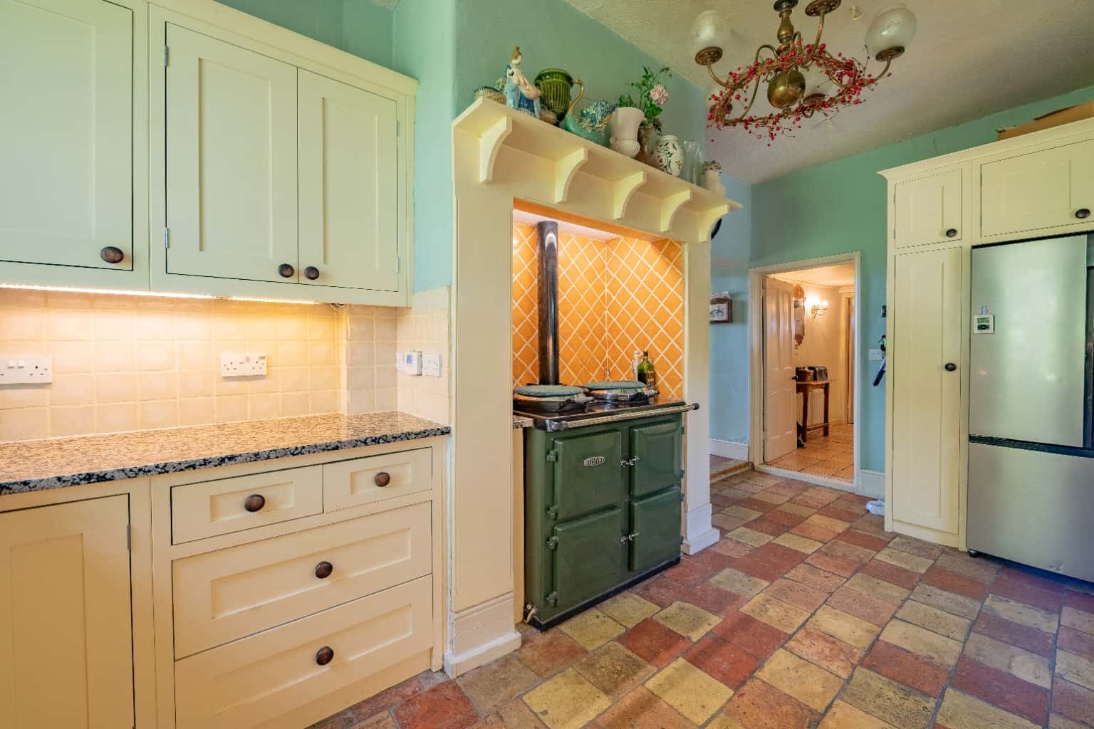 Charming Extended Georgian Residence with Garden, Driveway & Original Features – Eynesbury Property image 6