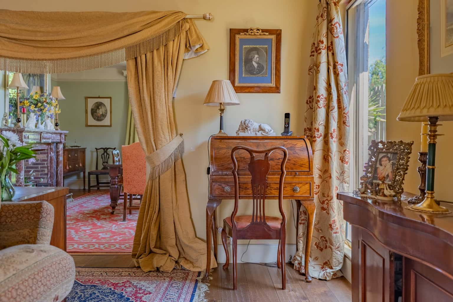 Charming Extended Georgian Residence with Garden, Driveway & Original Features – Eynesbury Property image 8