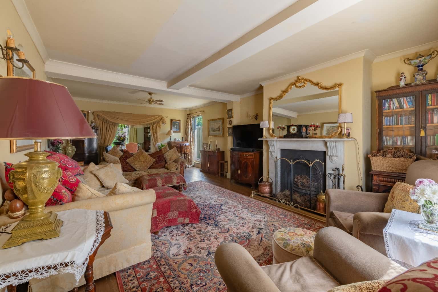 Charming Extended Georgian Residence with Garden, Driveway & Original Features – Eynesbury Property image 5