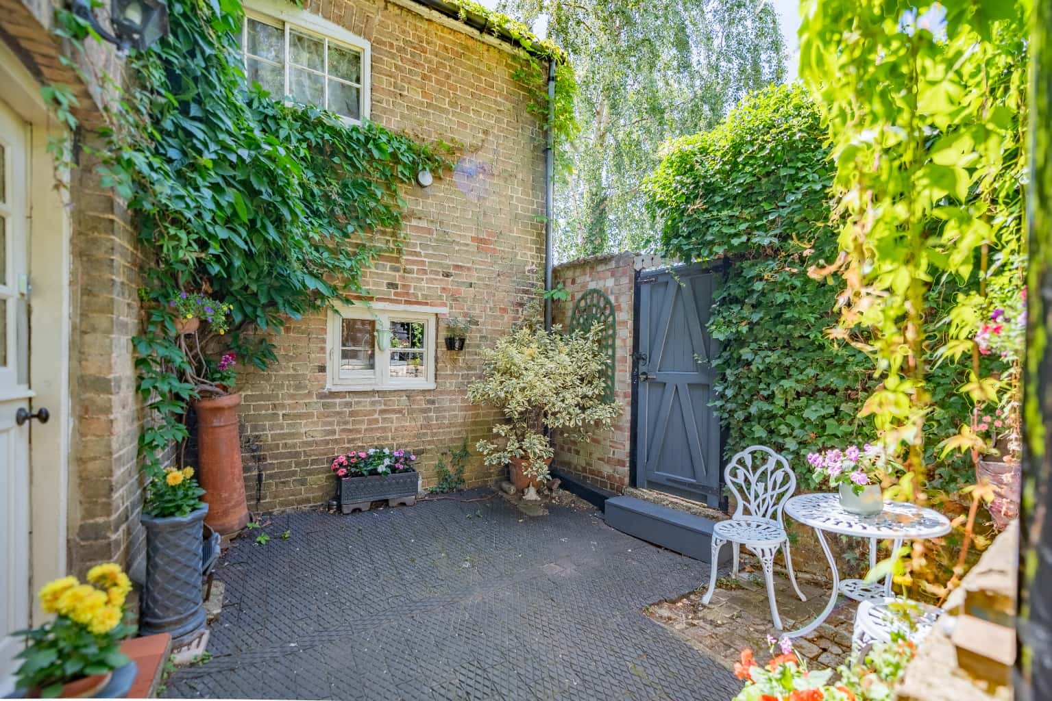 Charming Extended Georgian Residence with Garden, Driveway & Original Features – Eynesbury Property image 21