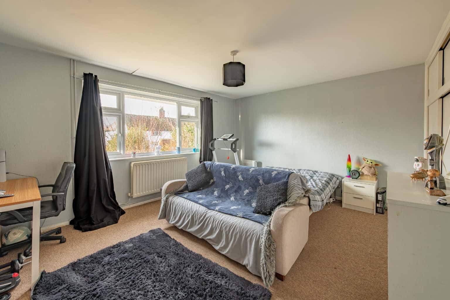Charming Two-Bedroom Bungalow with Driveway & Garage Located in the village of Tempsford Property image 7
