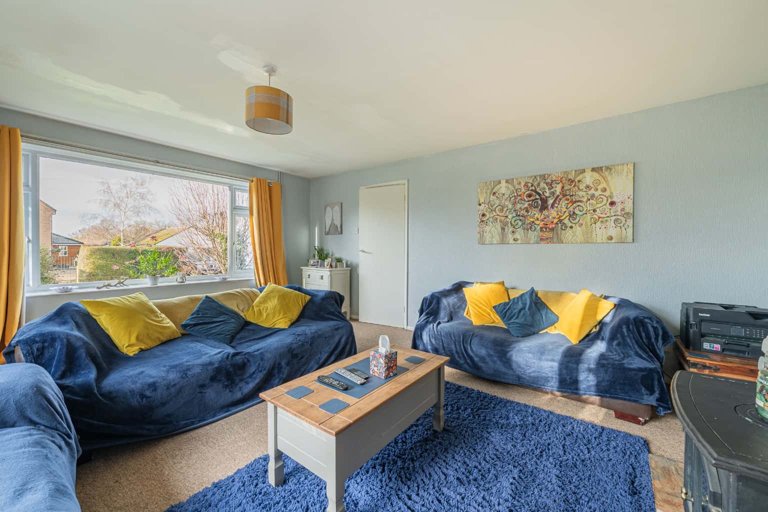 Charming Two-Bedroom Bungalow with Driveway & Garage Located in the village of Tempsford Property image 2