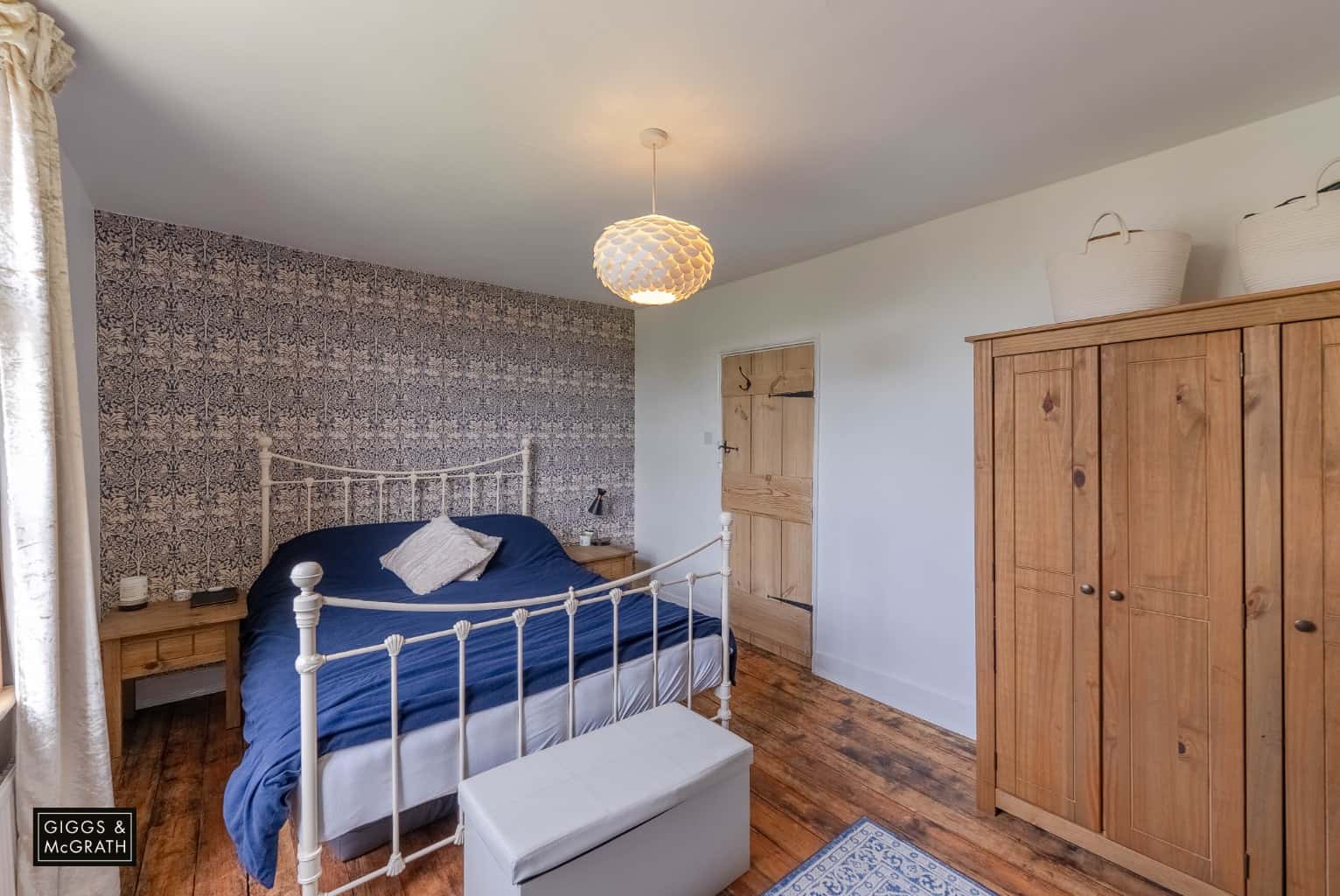 Beautiful Three Bedroom Victorian Home with Mature Garden in Grafham, Huntingdon Property image 12