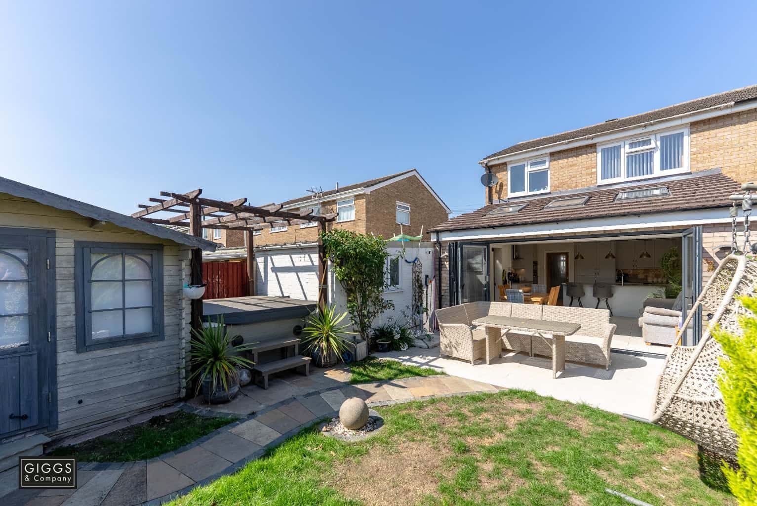 Modern 3-Bed Family Home with Stunning Extension, Prime St Neots Spot & Garage Parking Property image 4