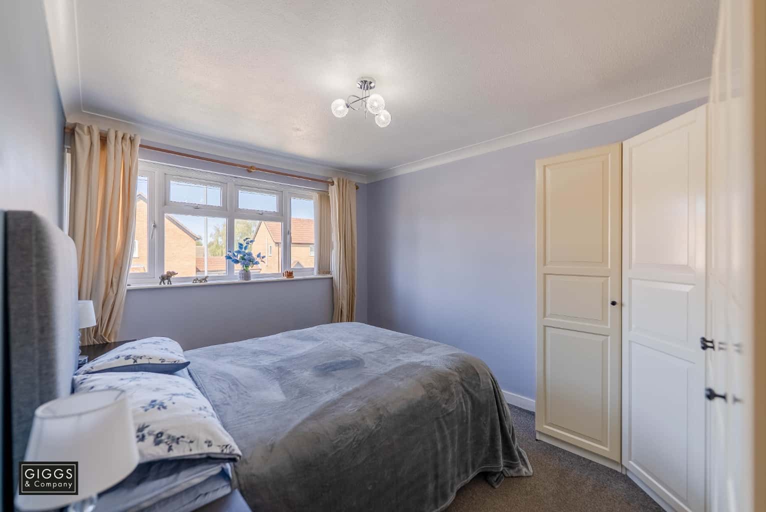 Modern 3-Bed Family Home with Stunning Extension, Prime St Neots Spot & Garage Parking Property image 8