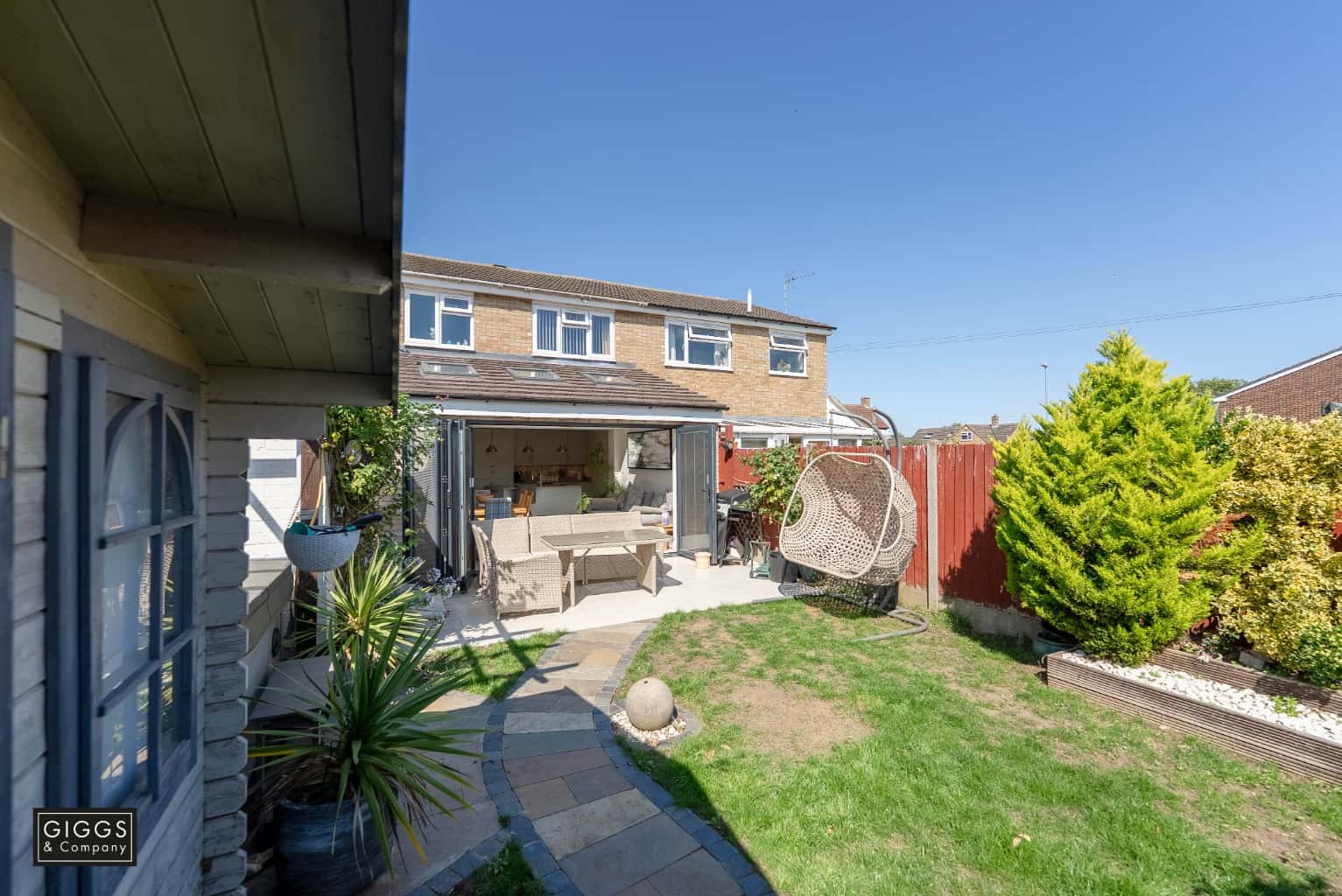 Modern 3-Bed Family Home with Stunning Extension, Prime St Neots Spot & Garage Parking Property image 14
