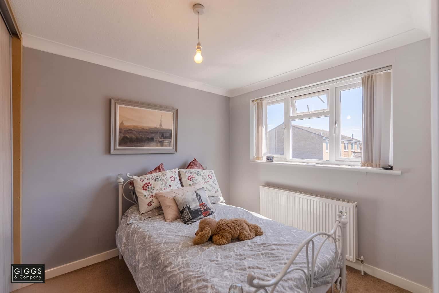 Modern 3-Bed Family Home with Stunning Extension, Prime St Neots Spot & Garage Parking Property image 10