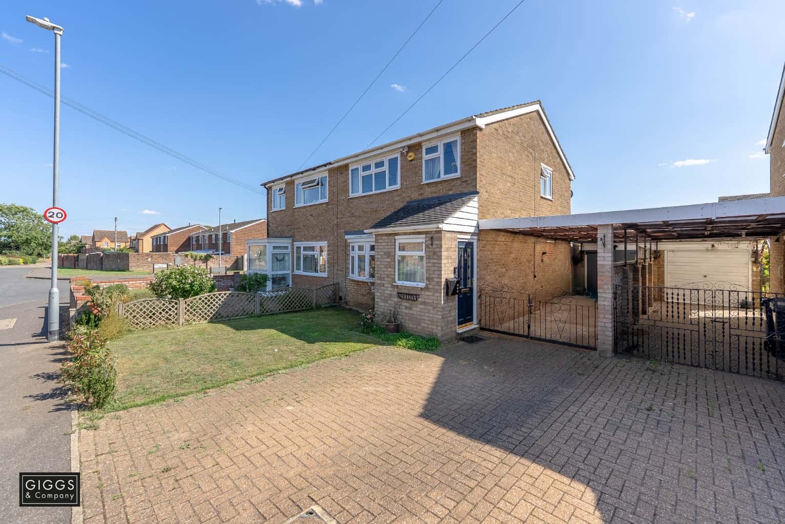 Modern 3-Bed Family Home with Stunning Extension, Prime St Neots Spot & Garage Parking Property image 1