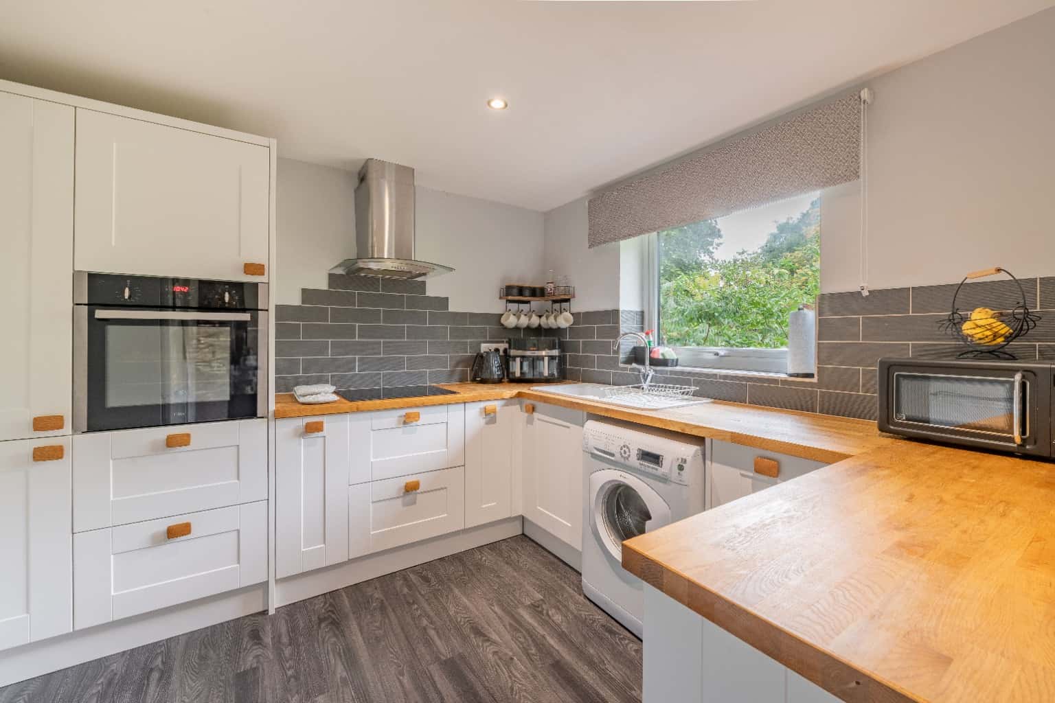 Spacious Two-Bedroom First Floor Apartment in Quiet Eaton Socon – Ideal for First-Time Buyers Property image 7