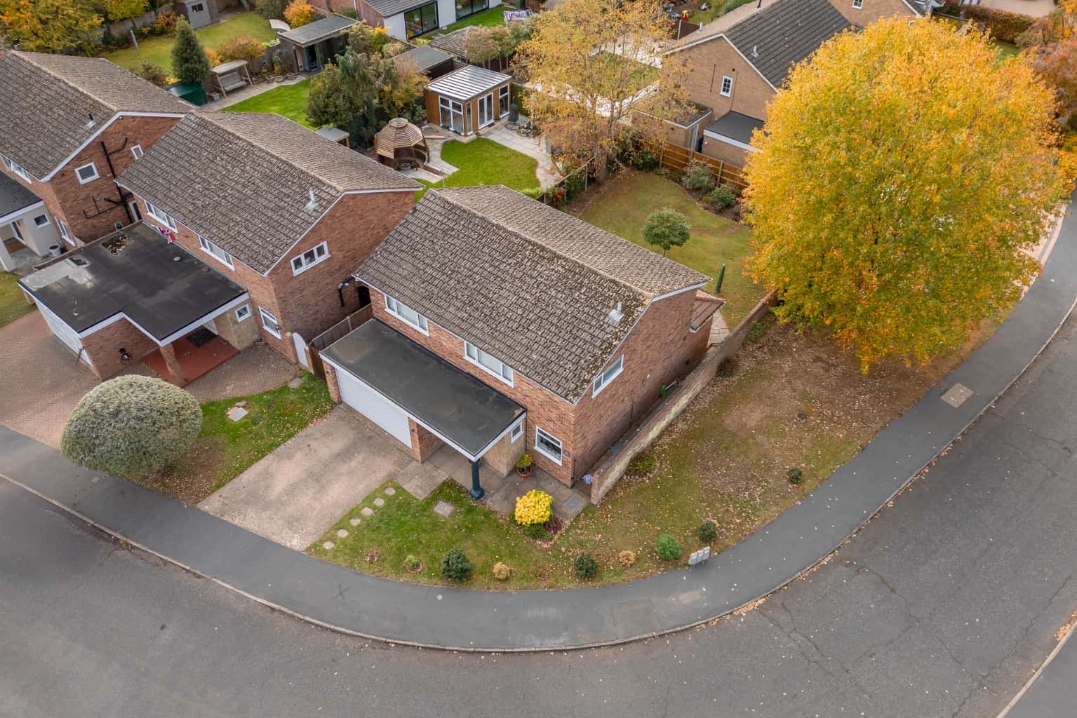 Stunning Four Double Bedroom Extended Home in Little Paxton with Open Plan Living Property image 18