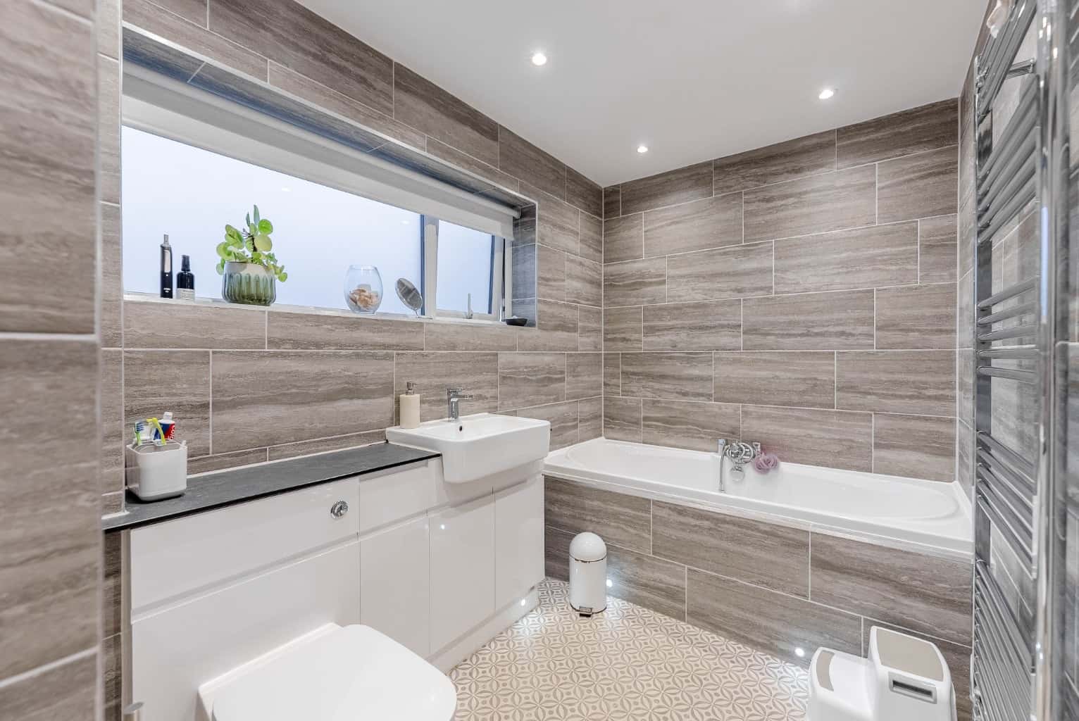 Stunning Four Double Bedroom Extended Home in Little Paxton with Open Plan Living Property image 9