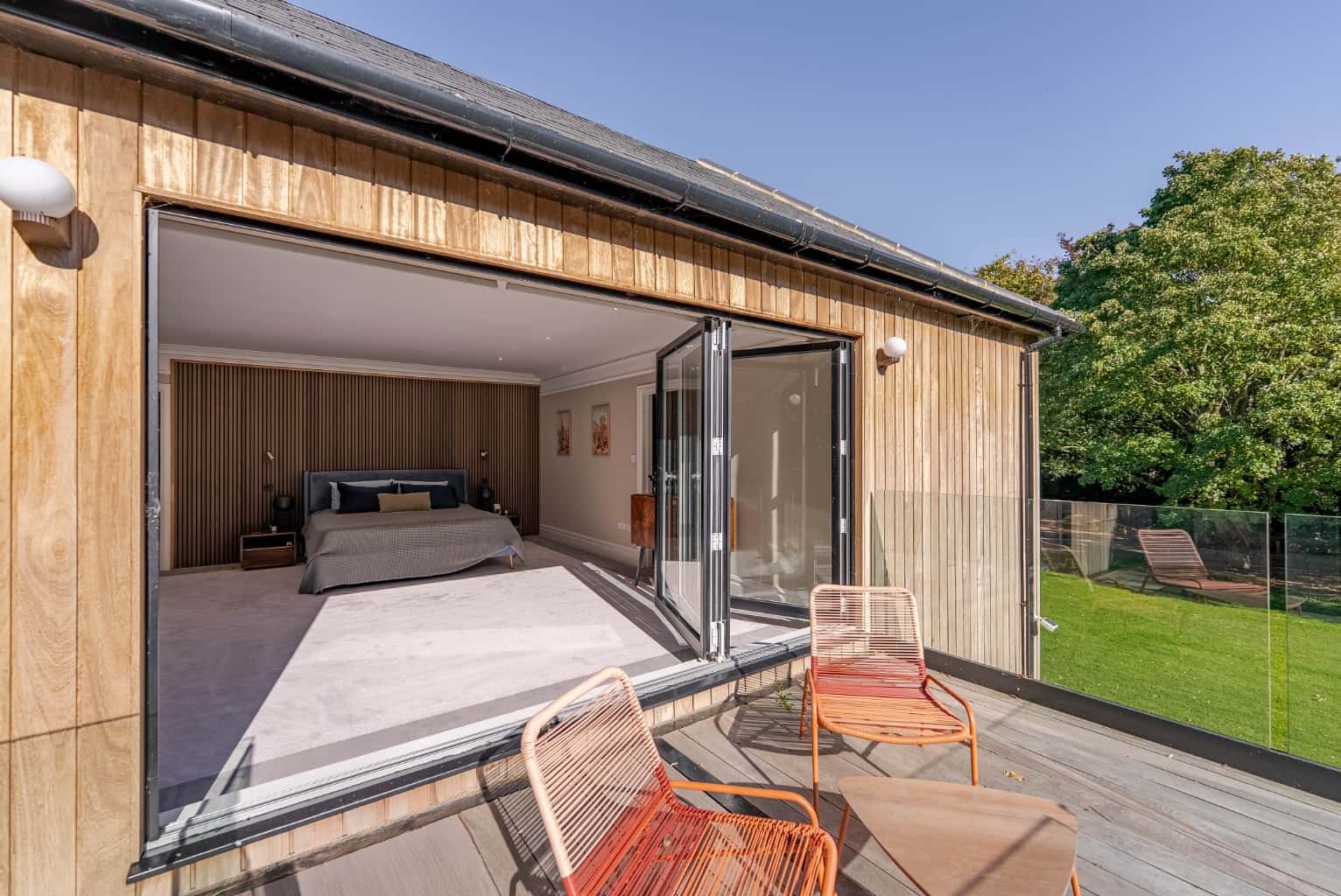 Magnificent Gated Riverside Residence With Moorings, Cinema & Annexe In St Neots, Cambs Near London! Property image 21