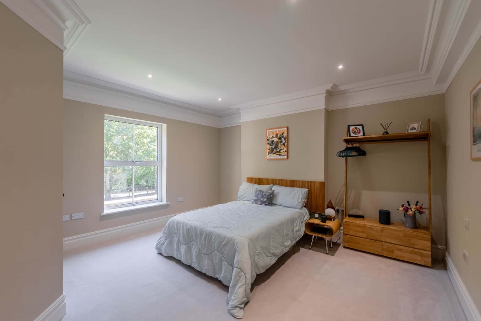 Magnificent Gated Riverside Residence With Moorings, Cinema & Annexe In St Neots, Cambs Near London! Property image 27