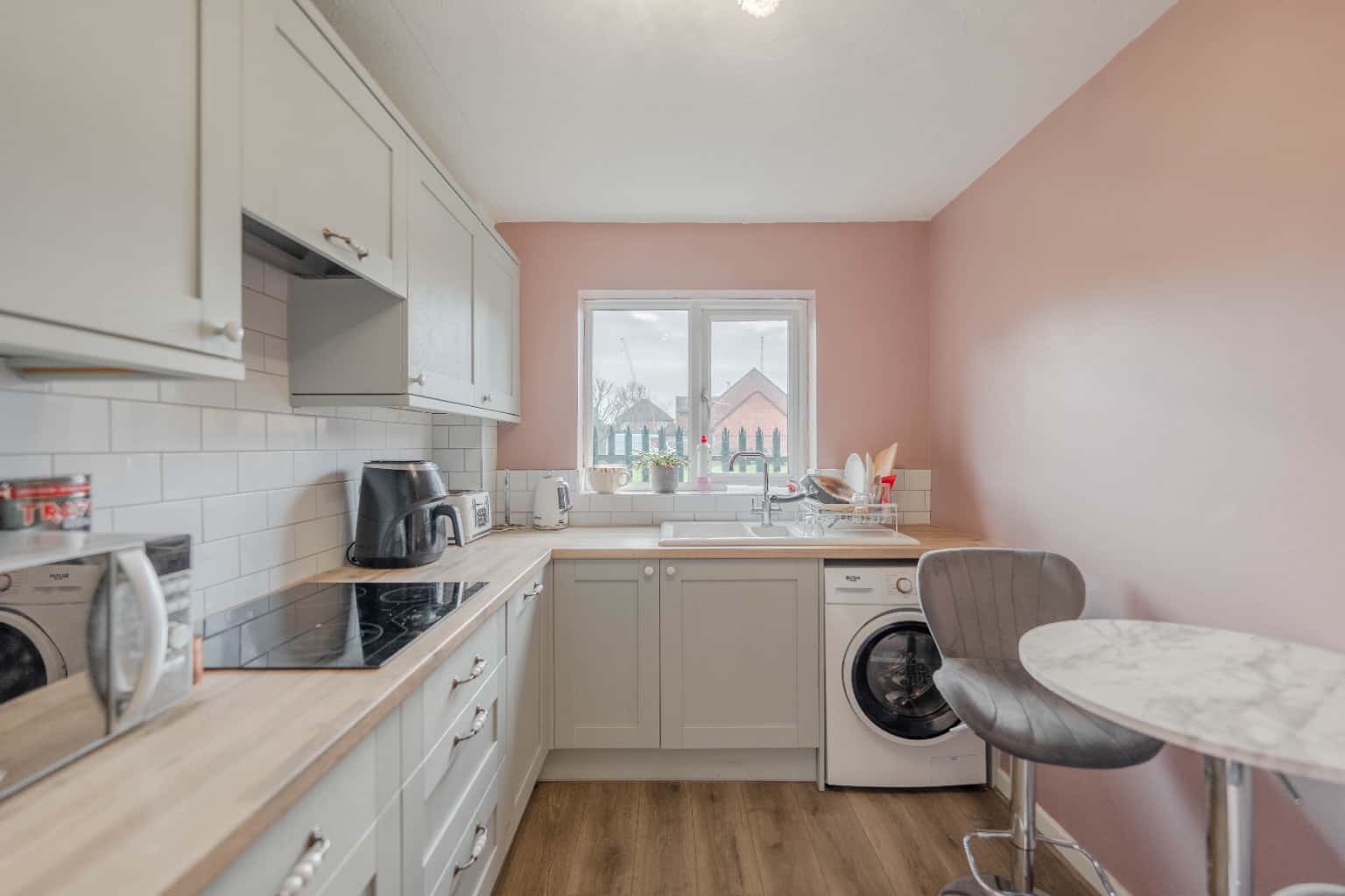 Ground Floor One Bedroom Flat in St. Neots, Ideal First Buy or Investment Property image 5