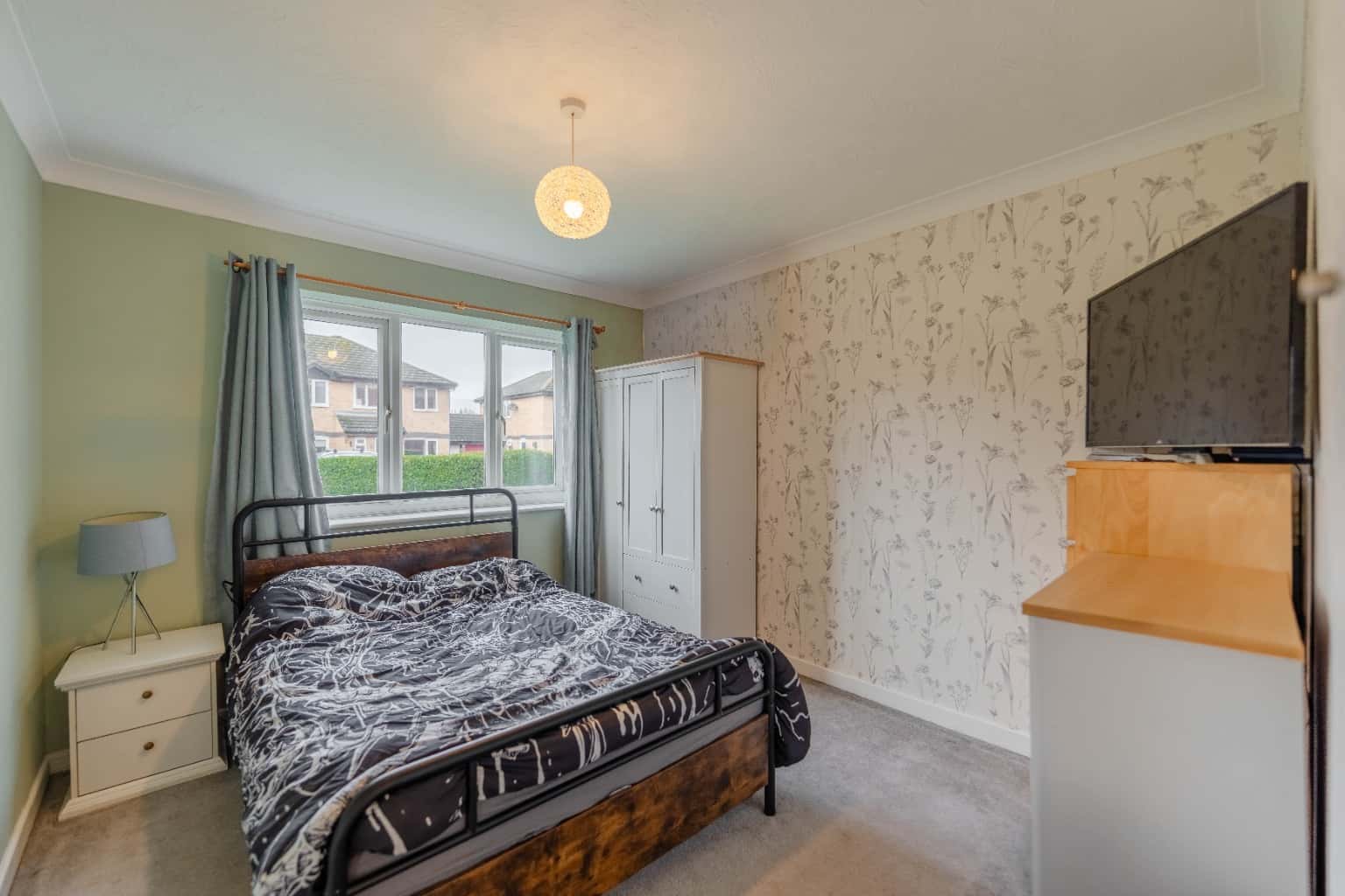 Ground Floor One Bedroom Flat in St. Neots, Ideal First Buy or Investment Property image 7