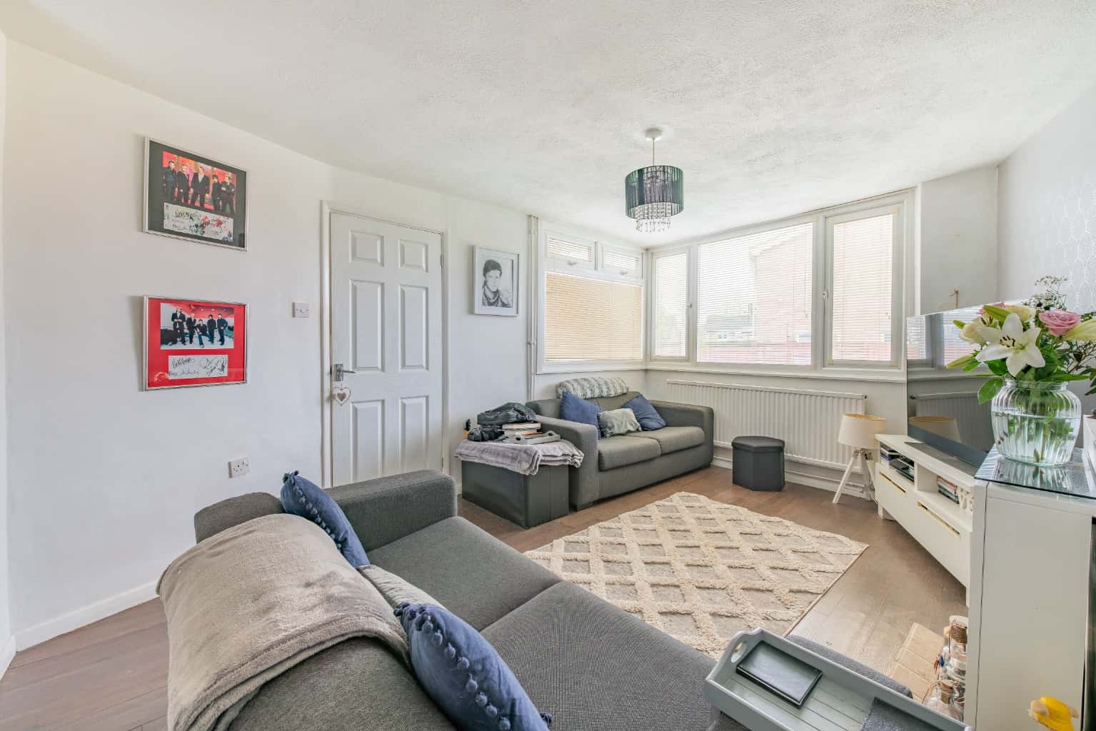 STYLISH THREE BEDROOM HOME CLOSE TO ST NEOTS TOWN CENTRE WITH SPACIOUS KITCHEN/DINER Property image 3