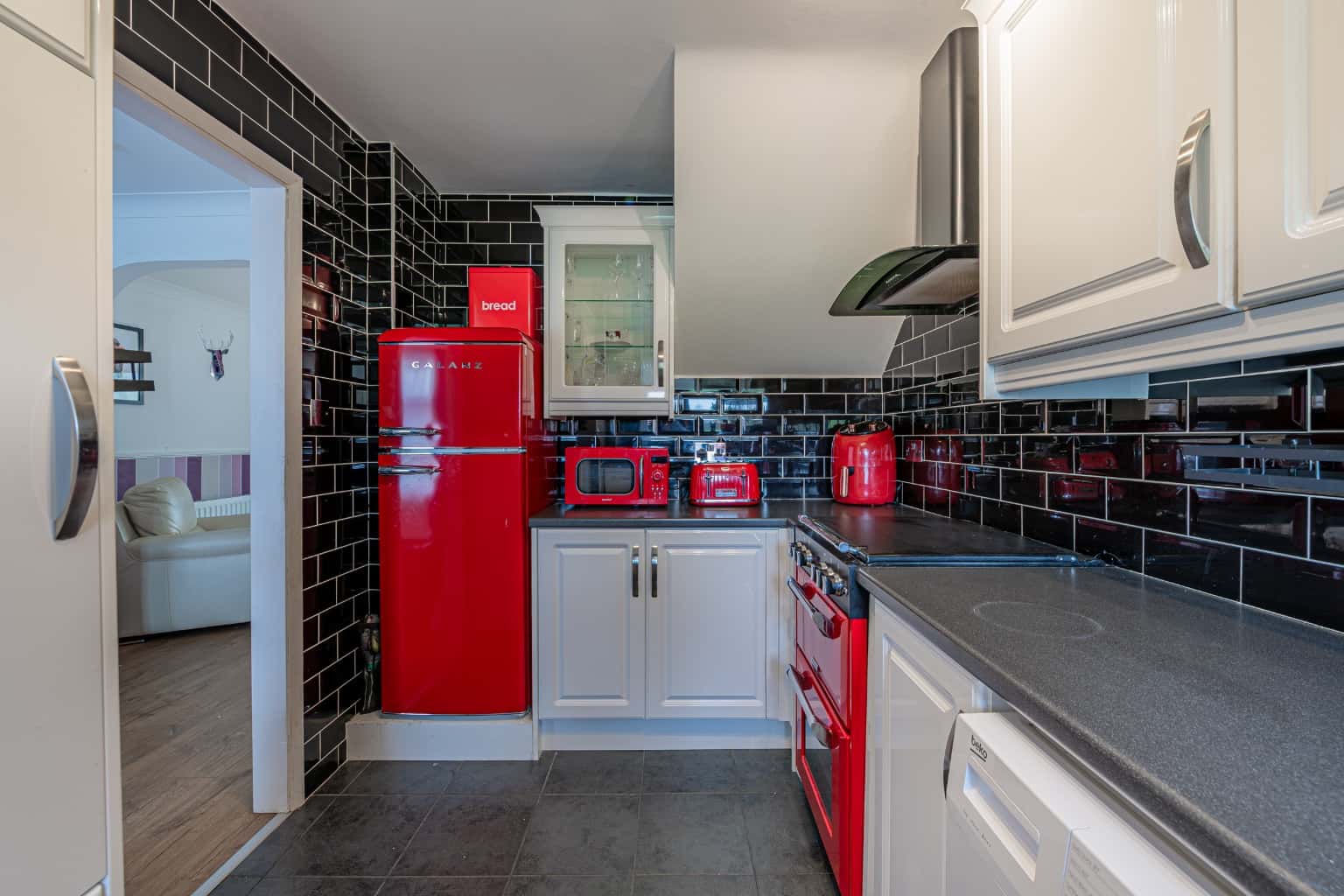 Three Bed Home in St. Neots, Ideal for First-Time Buyers Property image 4
