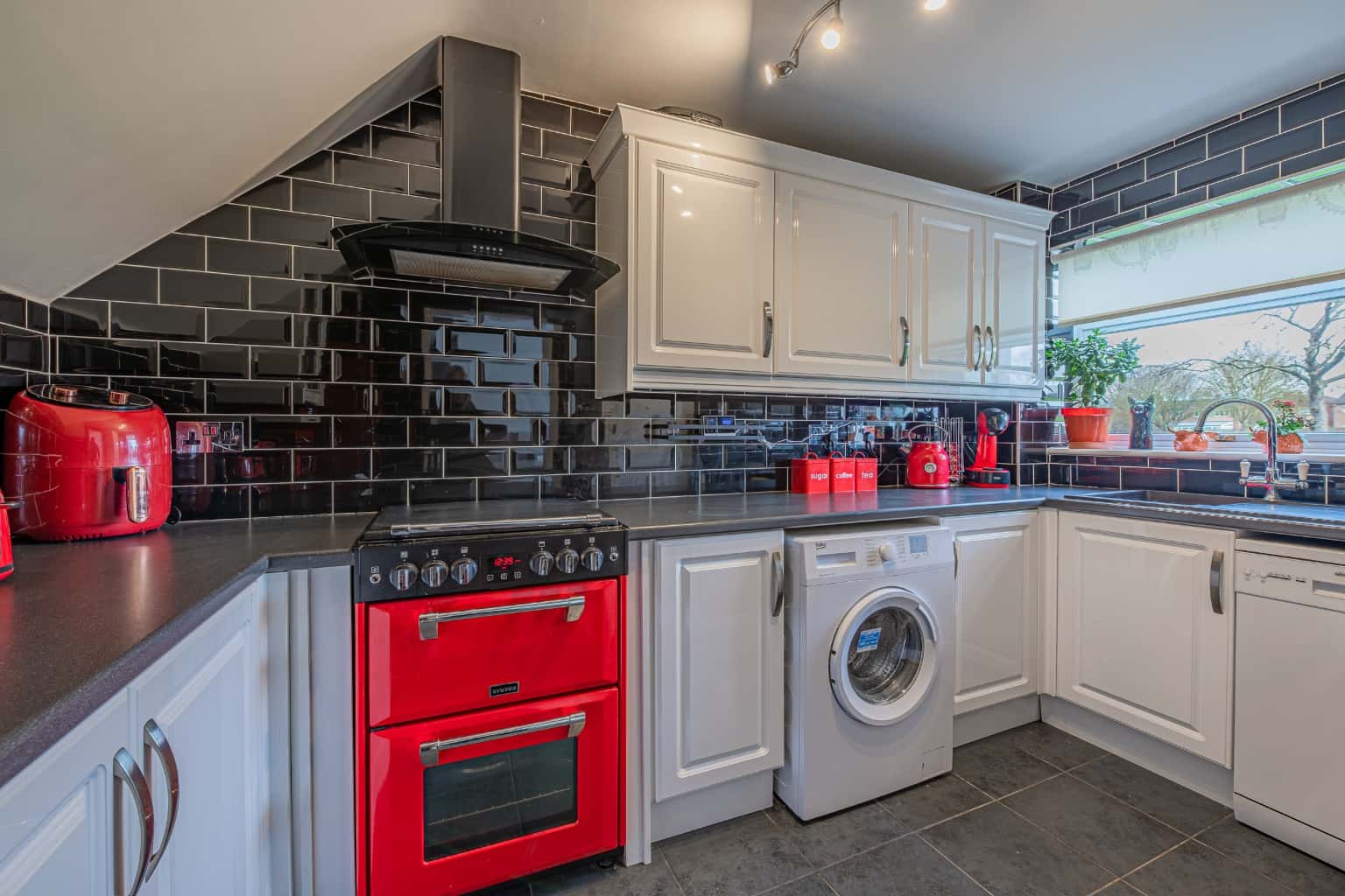 Three Bed Home in St. Neots, Ideal for First-Time Buyers Property image 3