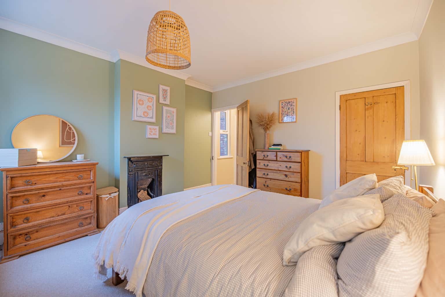 Charming 2-Bed Character Cottage in St Neots, Guide Price £325,000 - £350,000 Property image 14