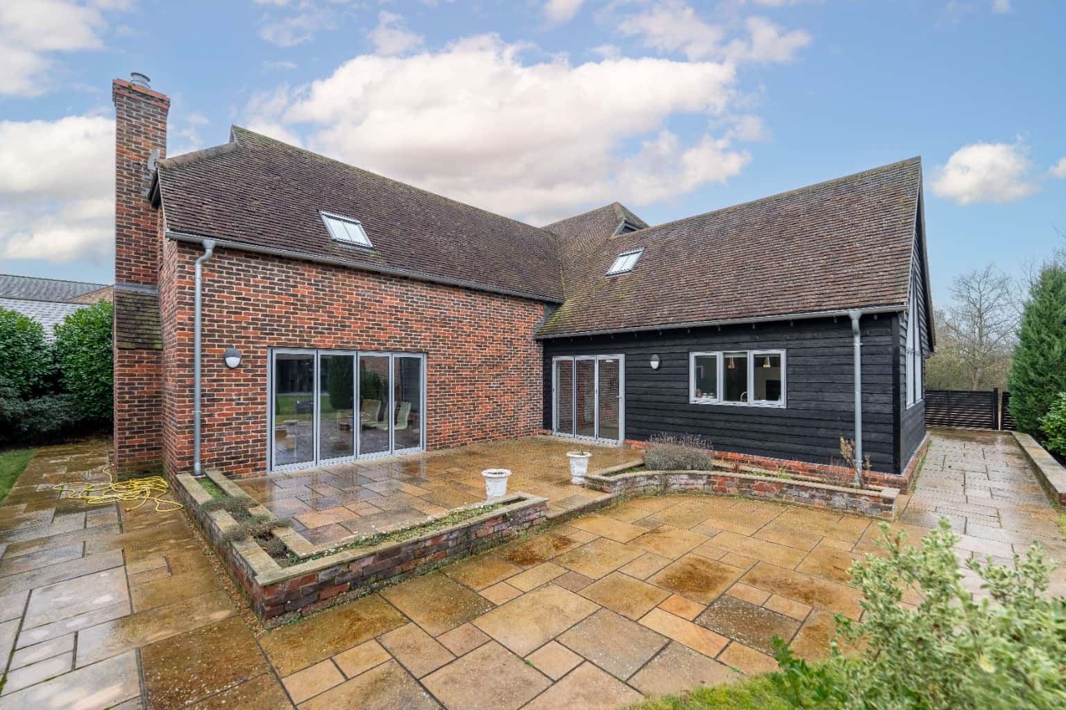 Exceptional Ex-Showhome Four Bedrooms Luxury Finish St Neots Outskirts Location Property image 18