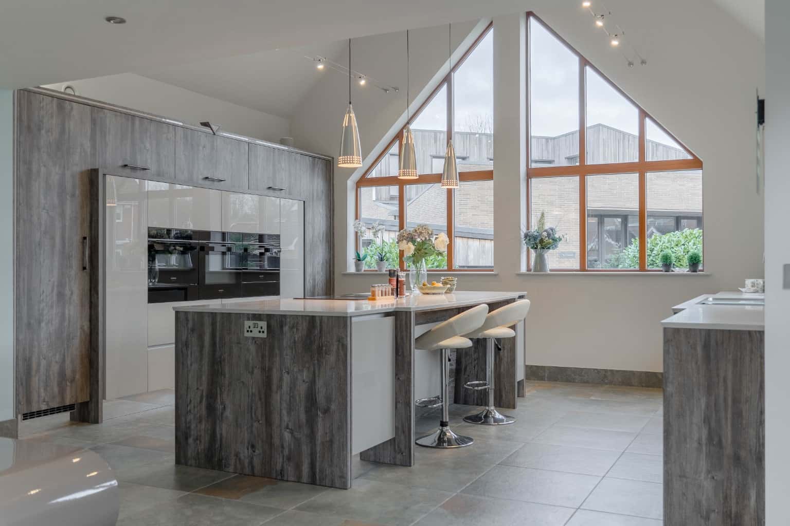 Exceptional Ex-Showhome Four Bedrooms Luxury Finish St Neots Outskirts Location Property image 2