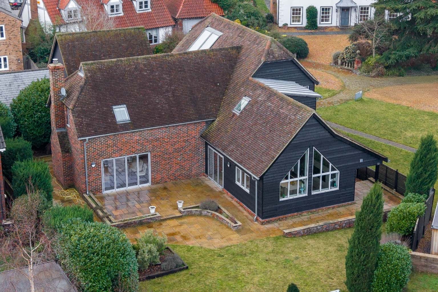 Exceptional Ex-Showhome Four Bedrooms Luxury Finish St Neots Outskirts Location Property image 8