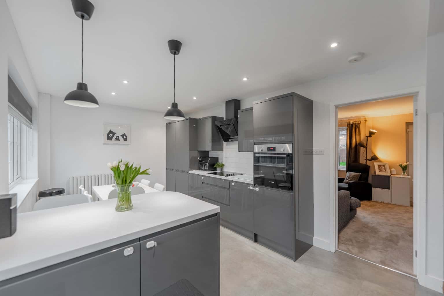 Charming 3-Bed End-Terrace in Booth Way, Ideal First Home! £300,000 to £325,000 Property image 2