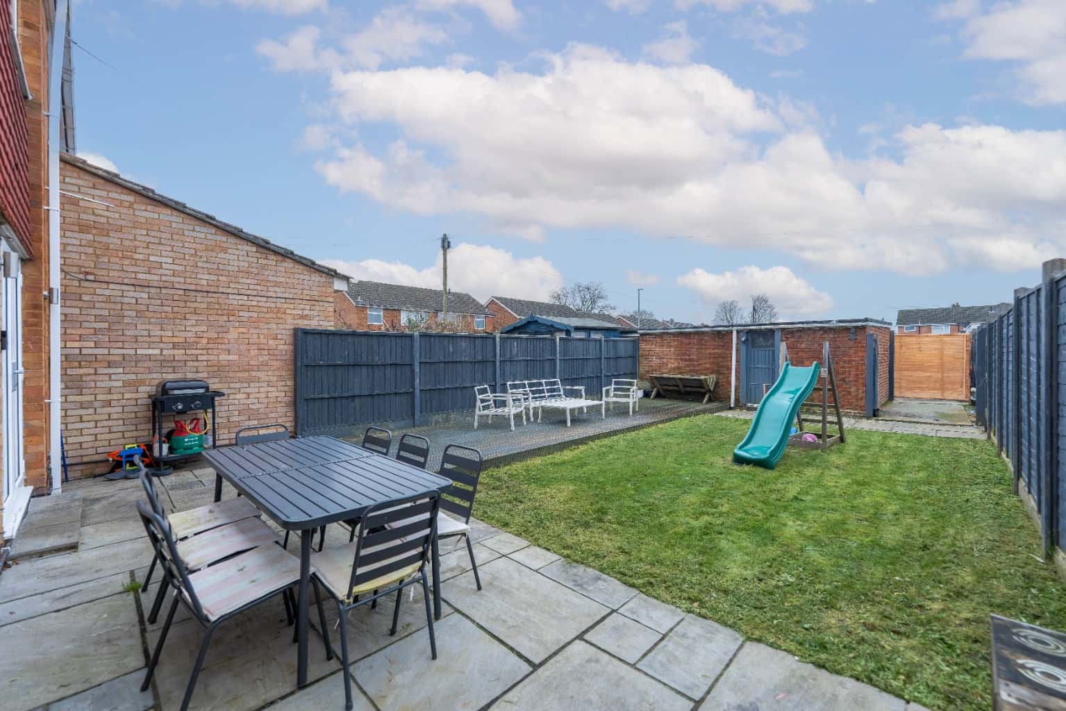 Charming 3-Bed End-Terrace in Booth Way, Ideal First Home! £300,000 to £325,000 Property image 8