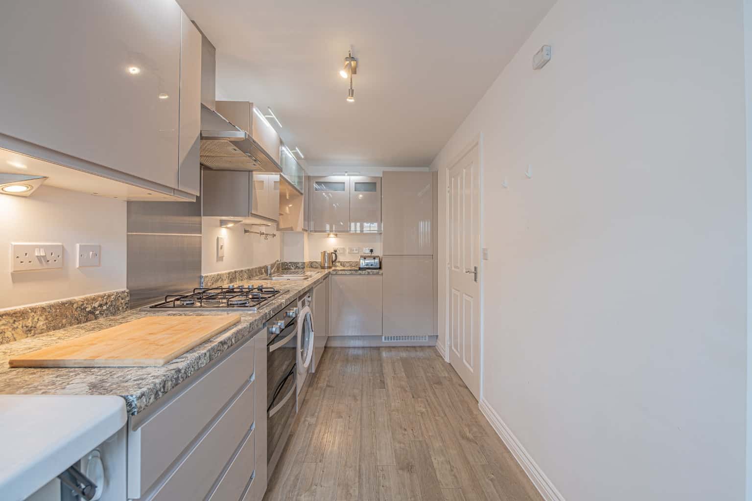 Beautifully Presented Four Bedroom Family Home in St. Neots Property image 7