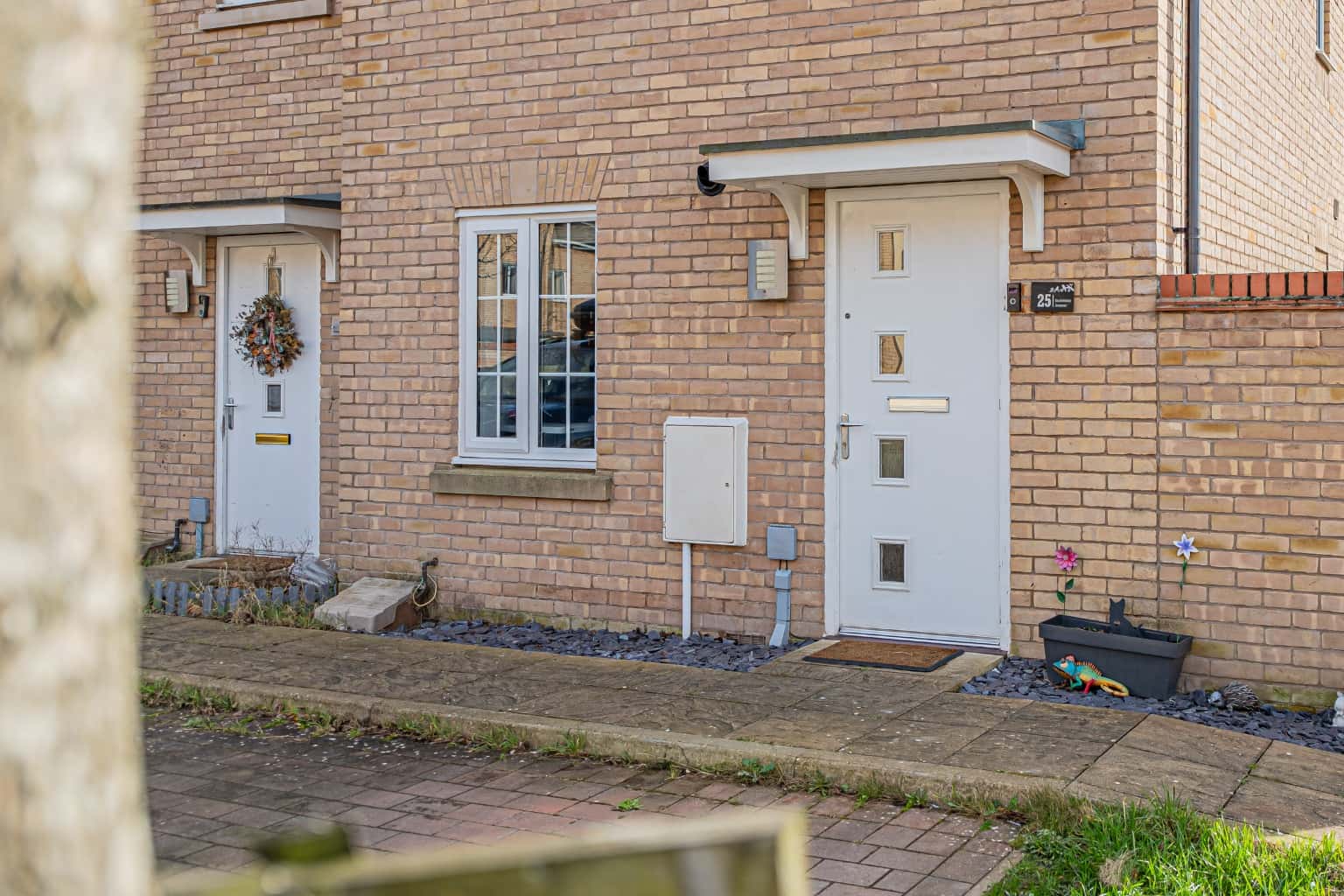 Beautifully Presented Four Bedroom Family Home in St. Neots Property image 21