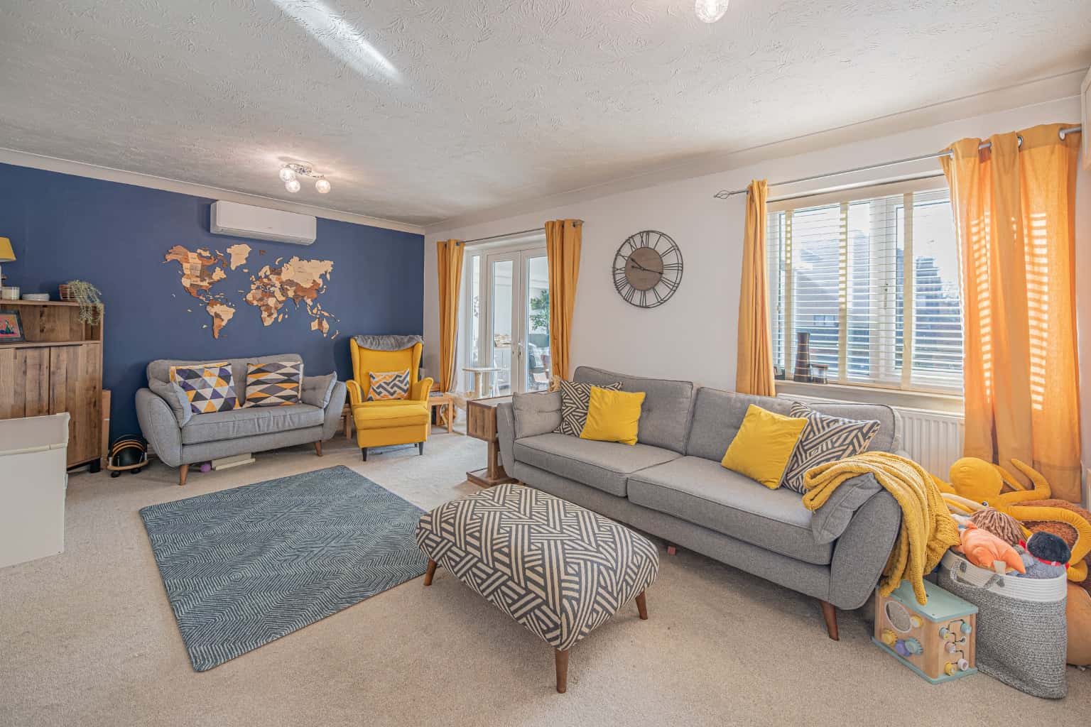 AIR CONDITIONED FOUR BEDROOM DETACHED WITH ENSUITE, SUN ROOM & EV CHARGER – PARKLANDS Property image 4