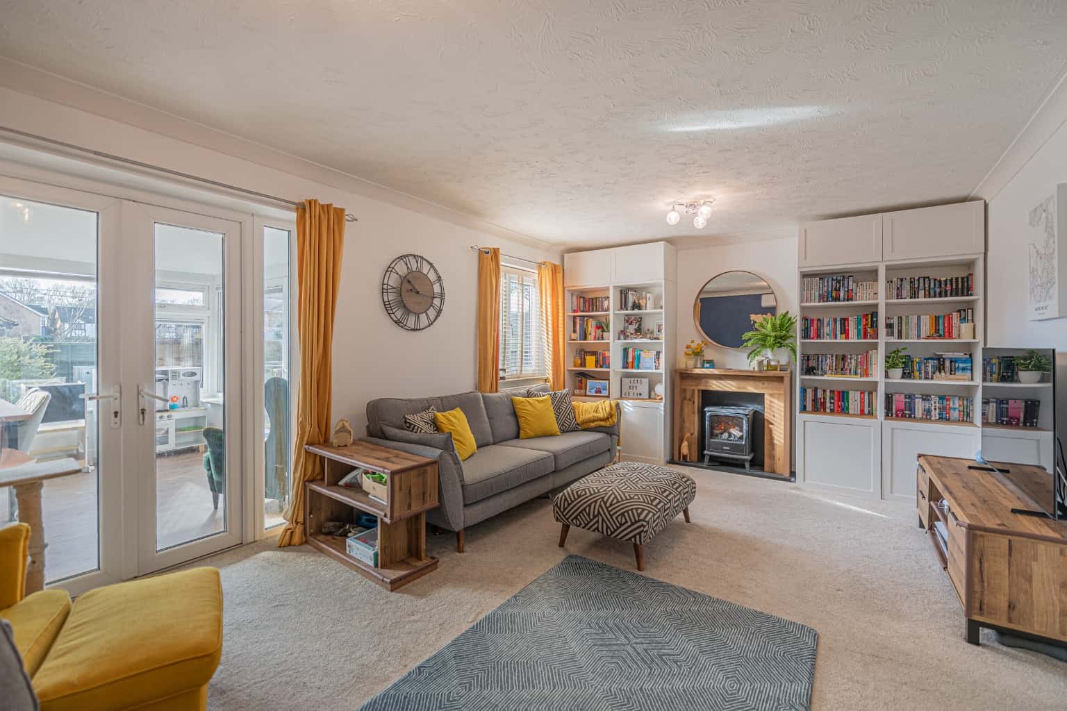 AIR CONDITIONED FOUR BEDROOM DETACHED WITH ENSUITE, SUN ROOM & EV CHARGER – PARKLANDS Property image 5