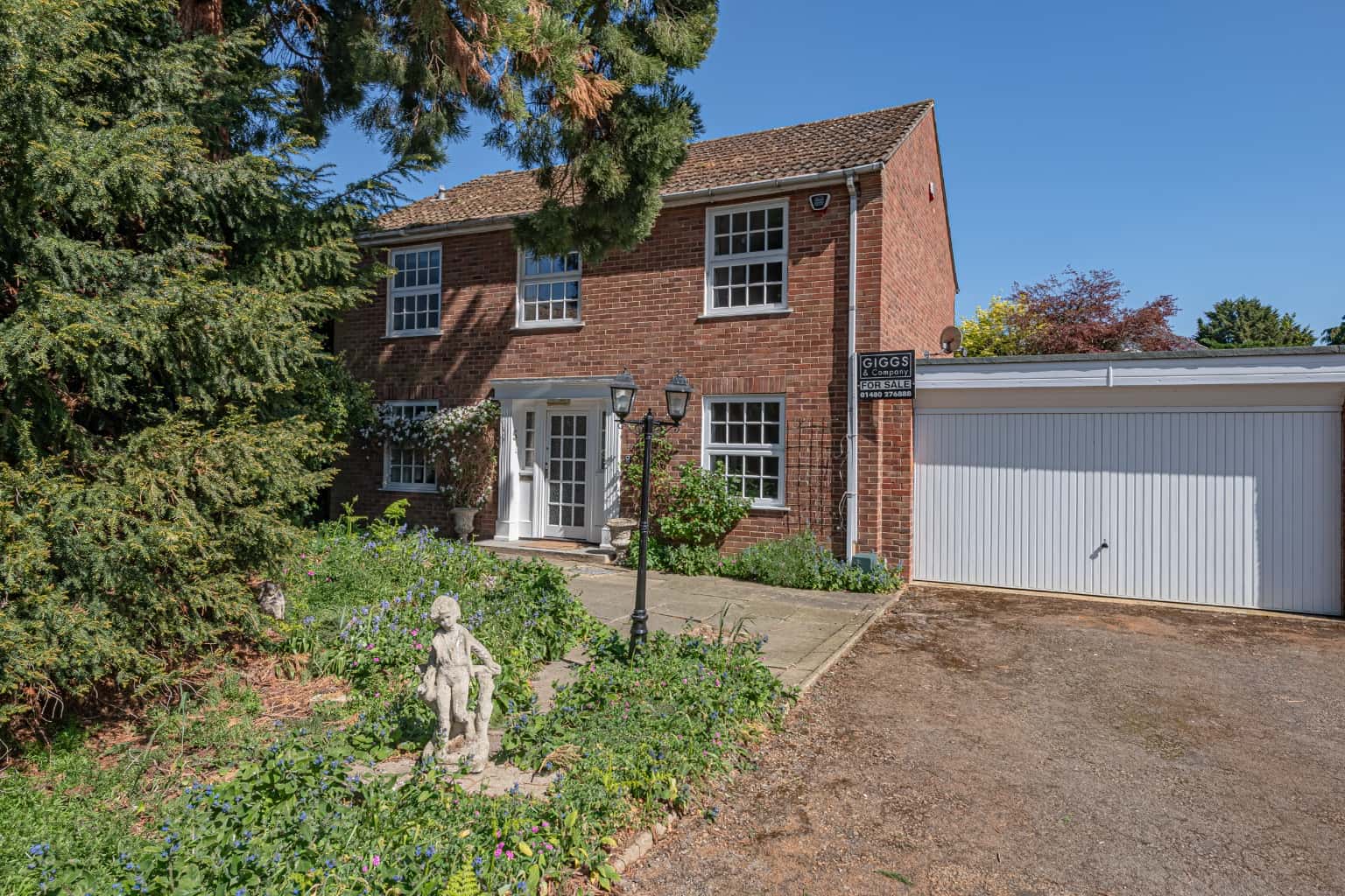 Rarely Available Four Bedroom Detached Home In Prime Eaton Socon Cul De Sac With Double Garage. Property image 1