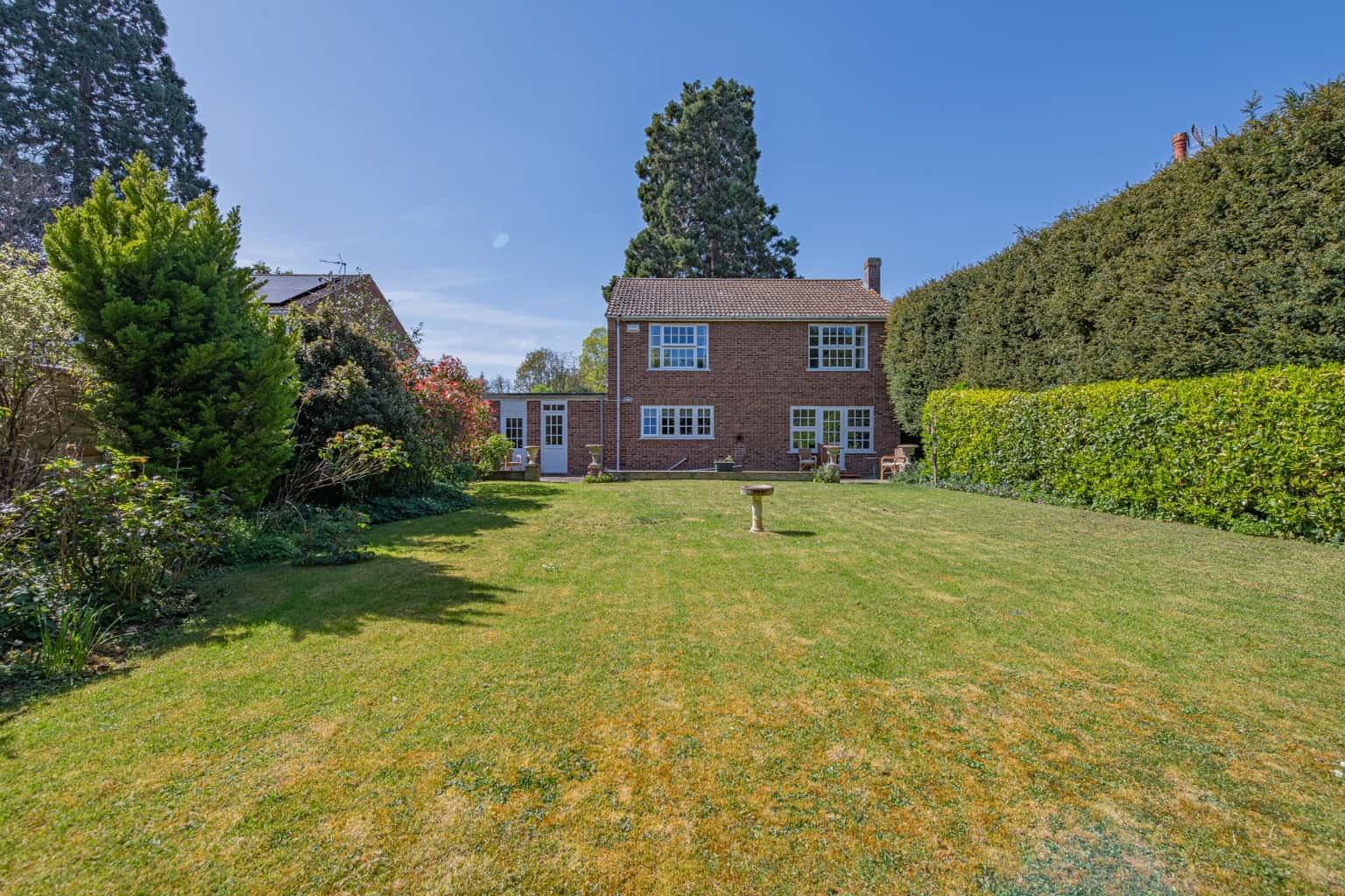 Rarely Available Four Bedroom Detached Home In Prime Eaton Socon Cul De Sac With Double Garage. Property image 16