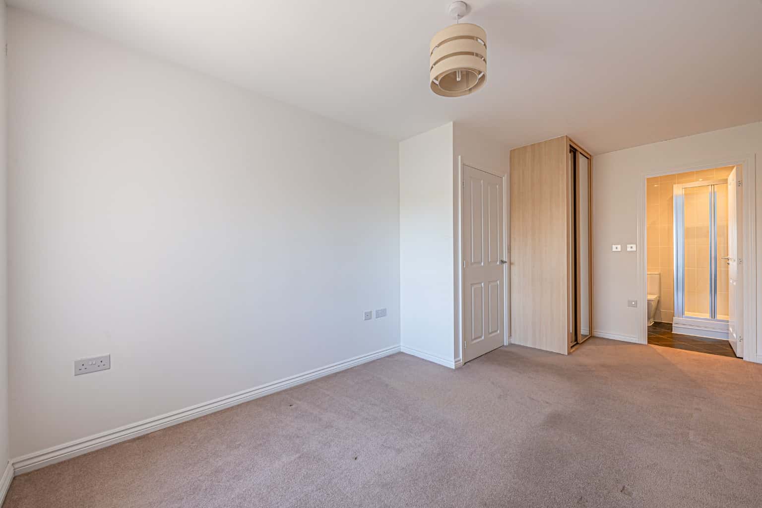 Spacious Modern Two Bedroom Apartment in Marbled White Court with its own Balcony Property image 11